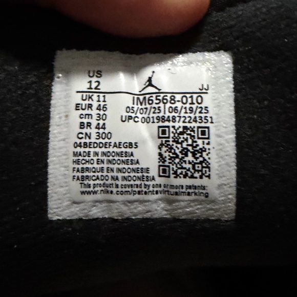 Jordan 1 low SE Black elephant print and yellow accents size 12 - Picture 6 of 7